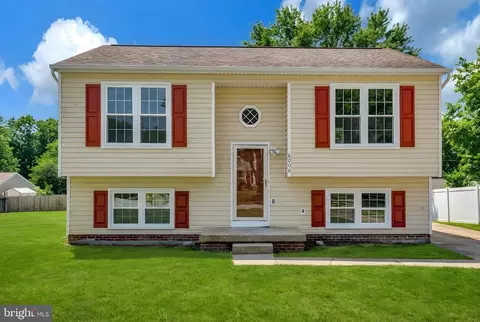 8006 Blossom Wood Ct, Fredericksburg, VA 22407