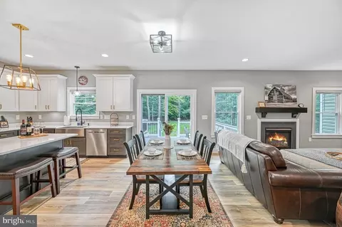 10052 Fairview Rd, Partlow, VA 22534 photo 10