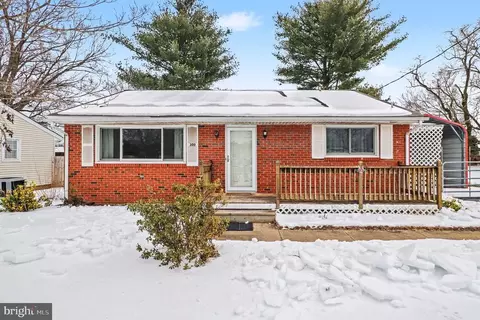 300 Hamilton St, Fredericksburg, VA 22408