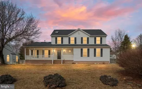 12018 Teeside Dr, Fredericksburg, VA 22407