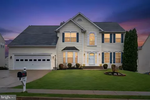 10415 N Mcclellan Dr N, Fredericksburg, VA 22408
