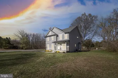5835 Smith Station Rd, Fredericksburg, VA 22407