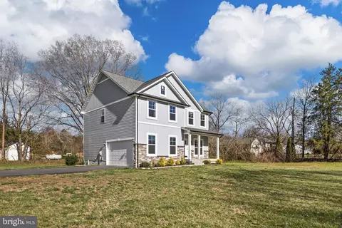 5835 Smith Station Rd, Fredericksburg, VA 22407