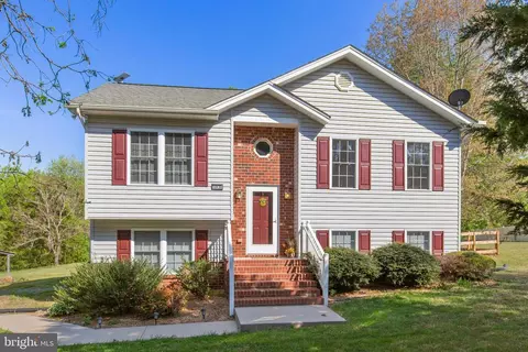 10132 Wallers Rd, Partlow, VA 22534