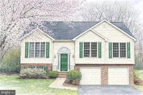 9805 Kenmore Ct, Fredericksburg, VA 22408