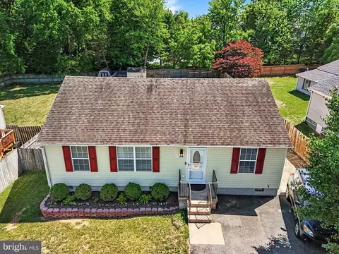 5718 Lucas St, Fredericksburg, VA 22407