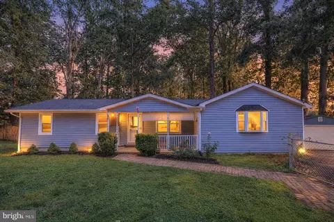 10934 Deerfield Dr, Fredericksburg, VA 22407