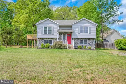 7403 N Katie Dr N, Fredericksburg, VA 22407