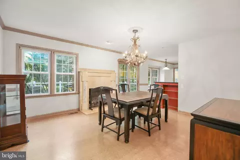107 Valley View Rd, Fredericksburg, VA 22407