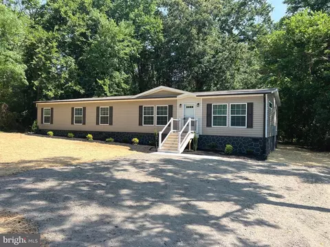 11919 Belfonte Rd, Bumpass, VA 23024