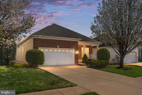 6227 E Dranesville Dr E, Fredericksburg, VA 22407