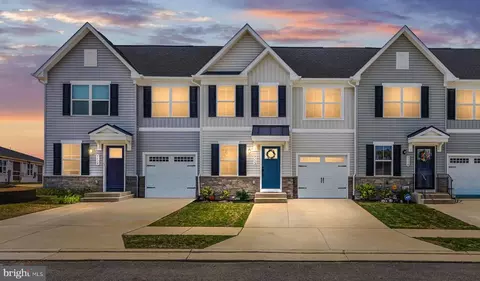 9112 Chapwith Dr, Fredericksburg, VA 22408