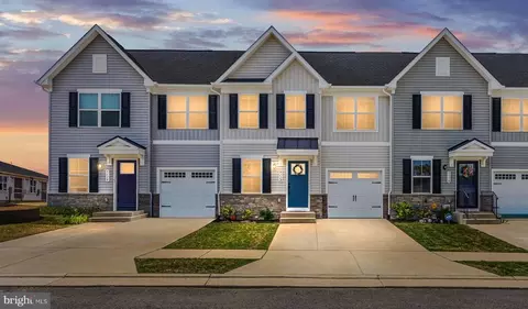9112 Chapwith Dr, Fredericksburg, VA 22408