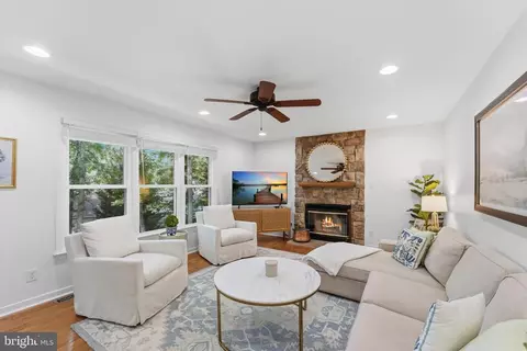 6402 Sugar Maple Ct, Fredericksburg, VA 22407