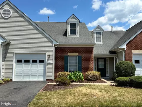 11303 Lynchburg Dr, Fredericksburg, VA 22407