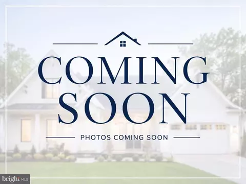 10322 Wisteria Dr, Fredericksburg, VA 22408