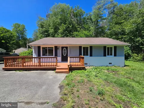 10802 Piedmont Dr, Fredericksburg, VA 22407