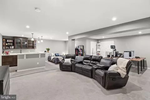 9305 Spring Hill Ln, Fredericksburg, VA 22408