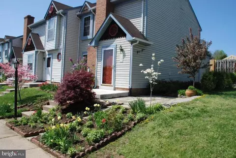 2211 Hamway Dr, Fredericksburg, VA 22407