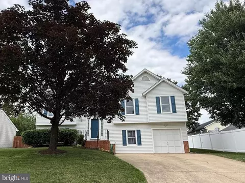 5085 Tara Dr, Fredericksburg, VA 22407