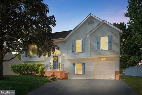 5085 Tara Dr, Fredericksburg, VA 22407