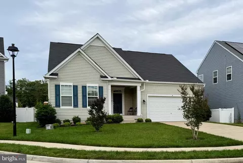 9627 Hillcrest Dr, Fredericksburg, VA 22407