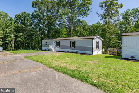 4405 E Mclaw St, Fredericksburg, VA 22408