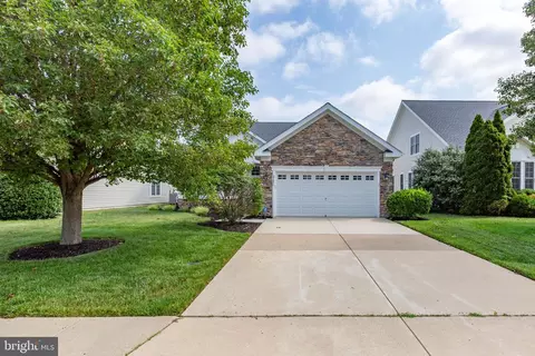 5705 W Kesslers Xing W, Fredericksburg, VA 22407