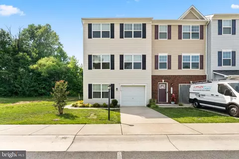 2420 Drake Ln, Fredericksburg, VA 22408
