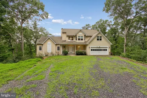 7317 River Rd, Fredericksburg, VA 22407