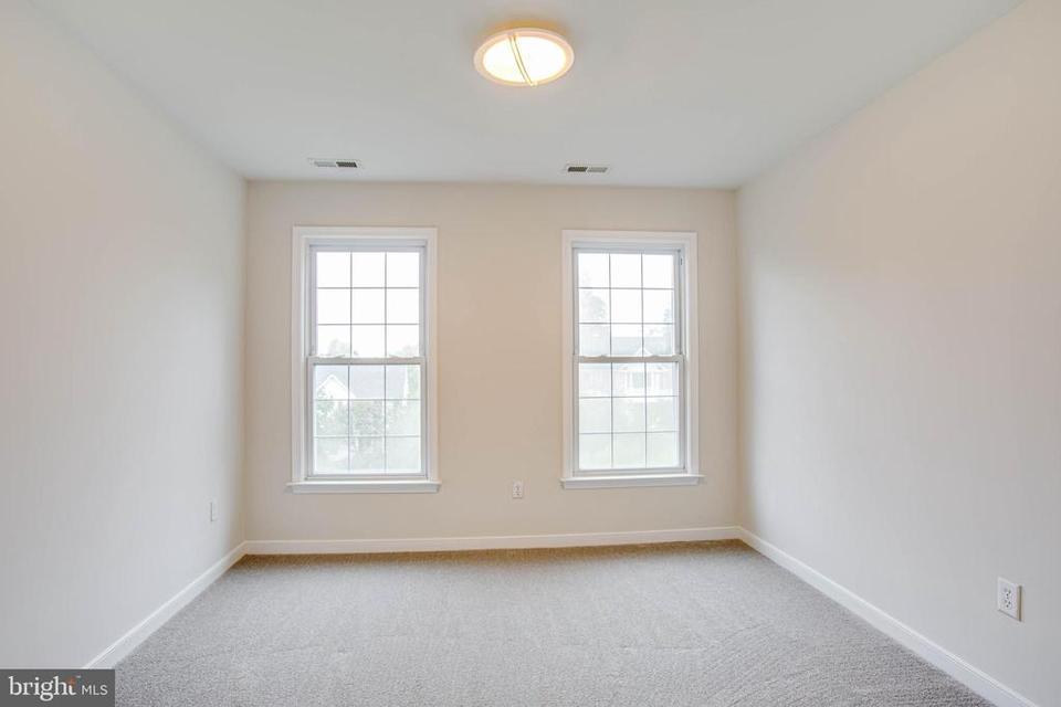  10106 Colechester St, Fredericksburg, VA 22408 photo 7