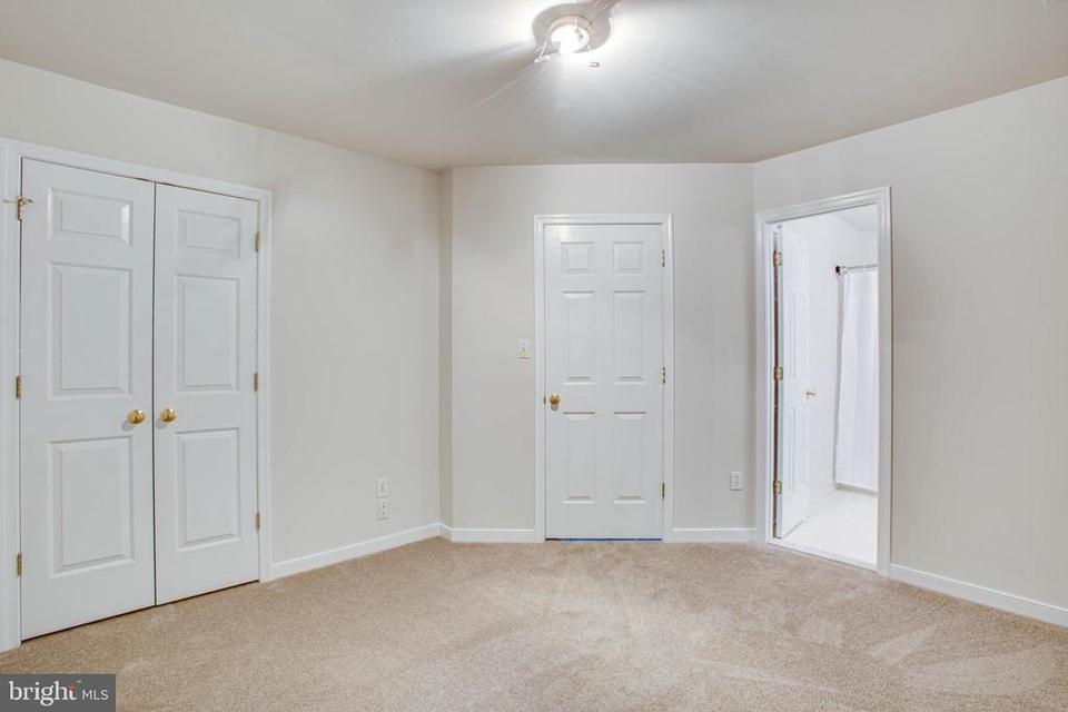  10106 Colechester St, Fredericksburg, VA 22408 photo 4