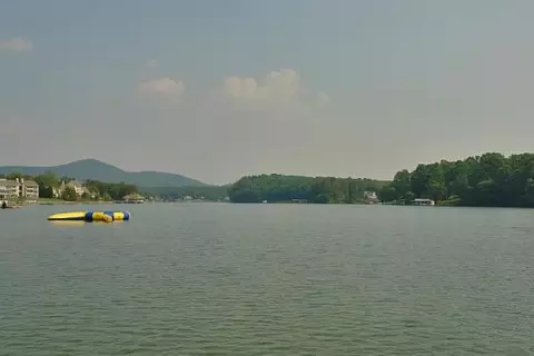 145 Sconset Dr, Penhook, VA 24137 photo 3