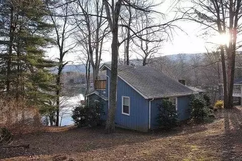 5420 Smith Mountain Rd, Penhook, VA 24137 photo 2