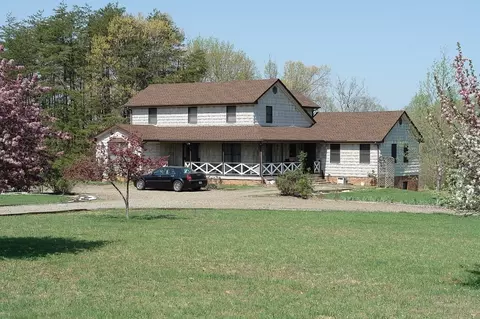981 Circle Creek Rd, Penhook, VA 24137 photo 5