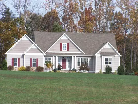 205 Windtree Ct, Moneta, VA 24121 photo 1