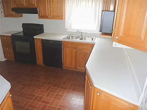 464 2nd St, Buchanan, VA 24066 photo 13