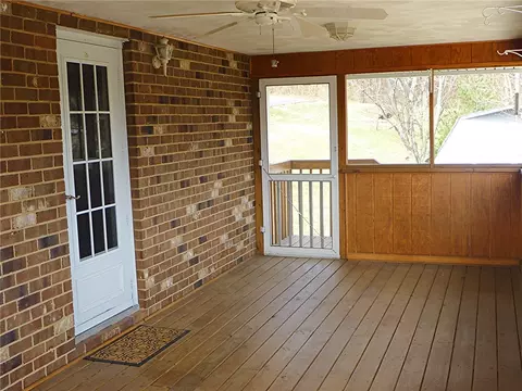 464 2nd St, Buchanan, VA 24066 photo 6