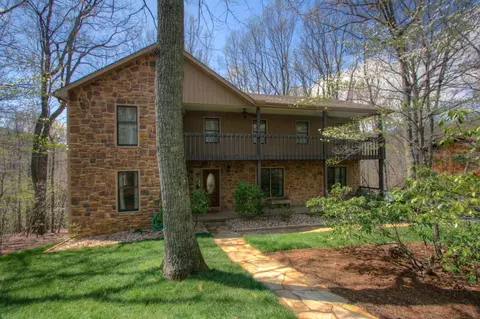 280 Saddleback Trl, Hardy, VA 24101 photo 1