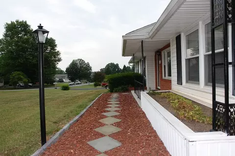 436 Elden Ave, Roanoke, VA 24019 photo 3