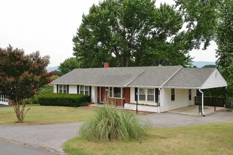 436 Elden Ave, Roanoke, VA 24019 photo 1