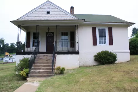 80 6th St, Fieldale, VA 24089 photo 1