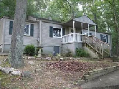 1943 Timberview Rd, Roanoke, VA 24019 photo 1