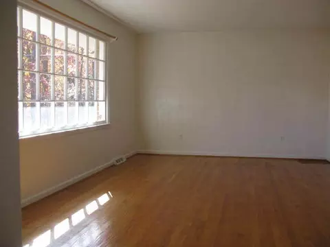 2002 Springfield Dr, Roanoke, VA 24012 photo 9
