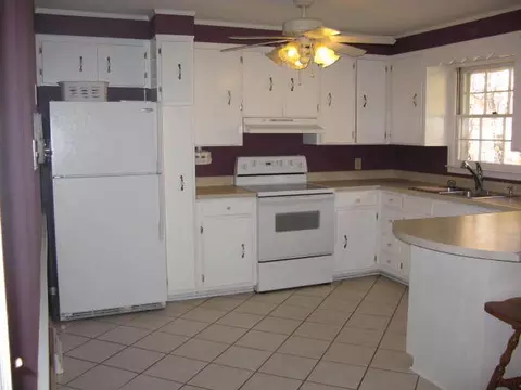 2002 Springfield Dr, Roanoke, VA 24012 photo 10