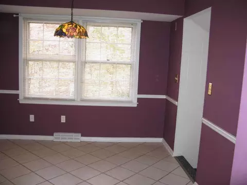 2002 Springfield Dr, Roanoke, VA 24012 photo 11