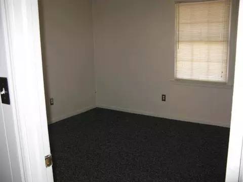 2002 Springfield Dr, Roanoke, VA 24012 photo 6