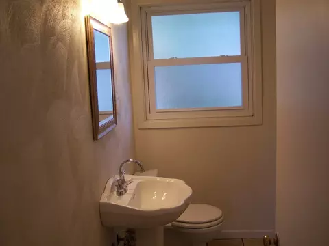 3115 Sutton St NE, Roanoke, VA 24012 photo 8