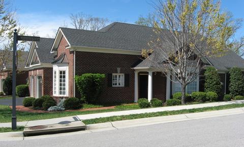 3317 Somercroft Ct SW, Roanoke, VA 24014 photo 2