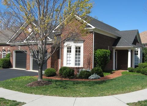 3317 Somercroft Ct SW, Roanoke, VA 24014 photo 1